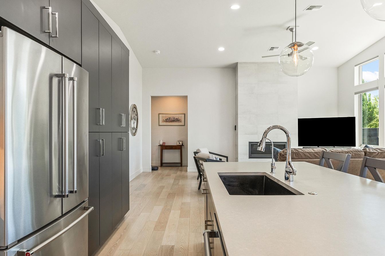 Property thumbnail 7