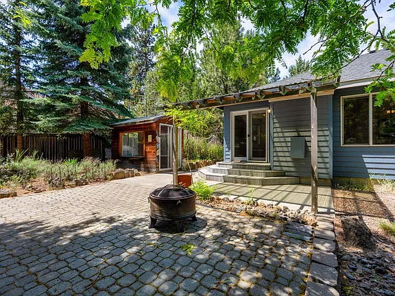 Property thumbnail 10